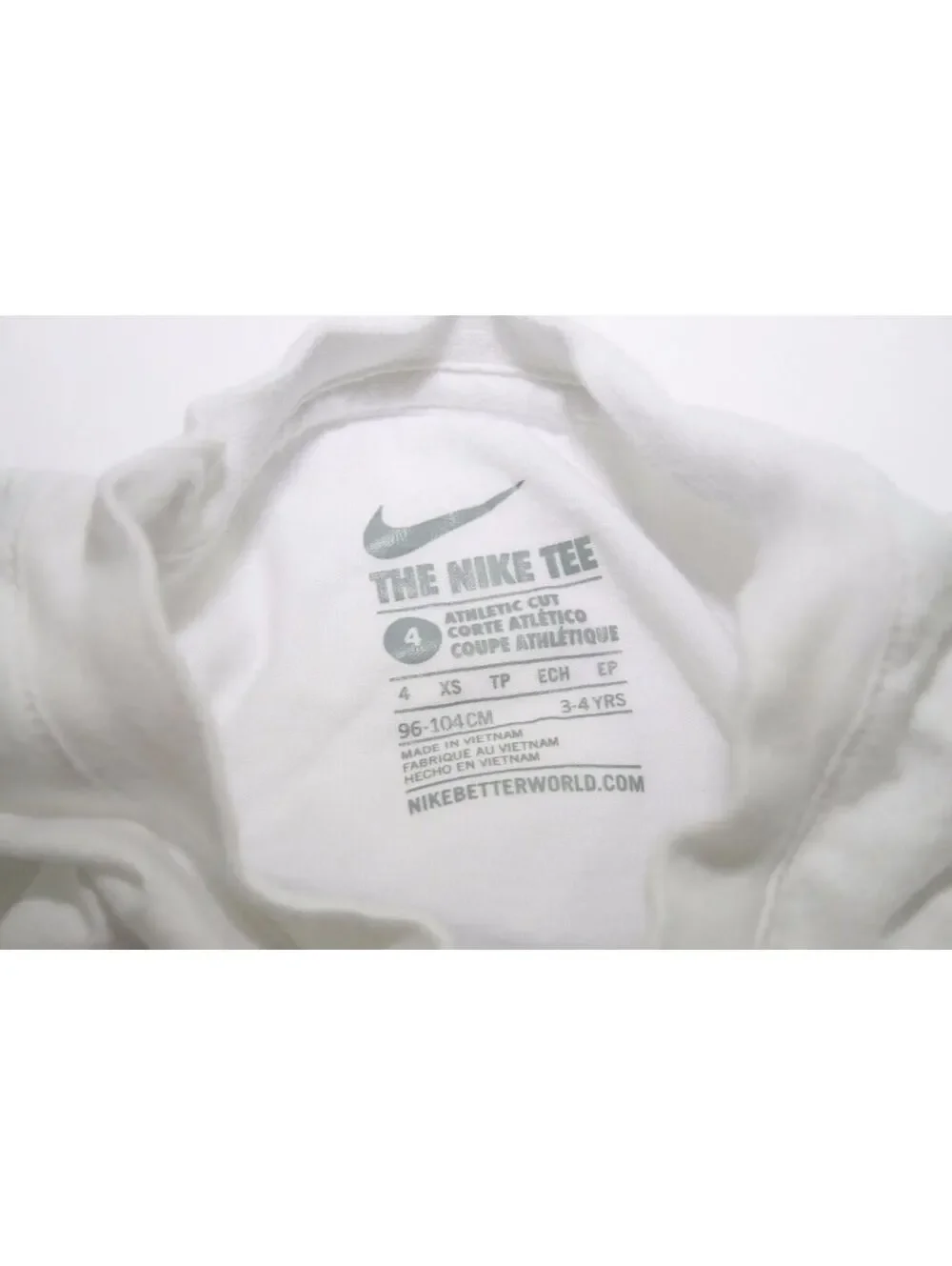 Nike tee swoosh